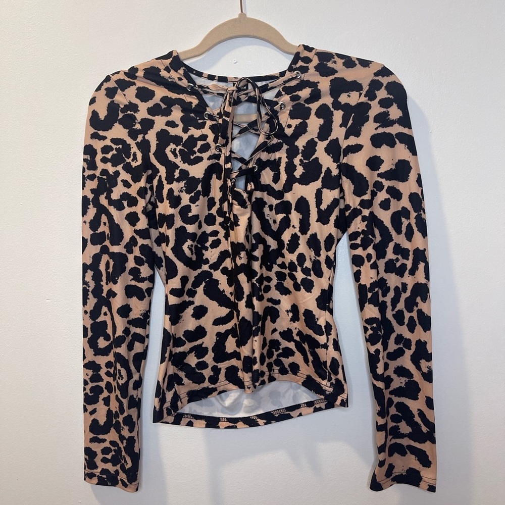 Cheetah Print Lace Up Shirt 🐆